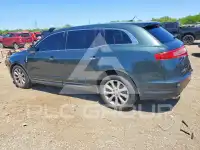 2015 Lincoln MKT фото