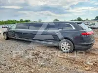 2015 Lincoln MKT фото