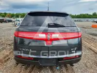2015 Lincoln MKT фото