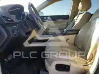 2015 Lincoln MKT фото