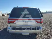 2015 Lincoln NAVIGATOR photo