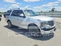 2015 Lincoln NAVIGATOR photo