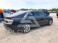 2015 Lincoln MKZ photo