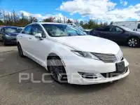 2015 Lincoln MKZ photo