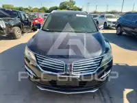 2015 Lincoln MKZ photo