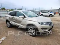 2015 Lincoln MKZ photo
