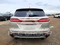 2015 Lincoln MKZ photo
