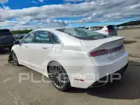 2015 Lincoln MKZ photo