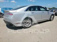 2015 Lincoln MKZ photo
