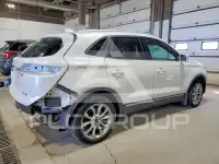 2015 Lincoln MKZ photo