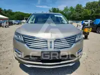 2015 Lincoln MKZ photo