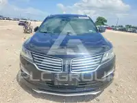 2015 Lincoln MKZ photo