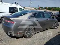 2015 Lincoln MKZ photo