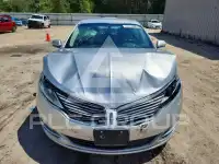 2015 Lincoln MKZ photo