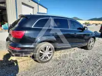 2015 Audi Q7 photo