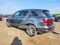2015 Audi Q7 photo