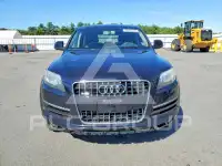 2015 Audi Q7 photo