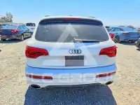 2015 Audi Q7 фото