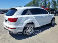 2015 Audi Q7 photo