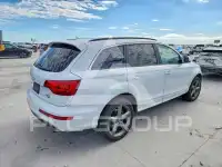 2015 Audi Q7 photo