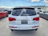 2015 Audi Q7 photo