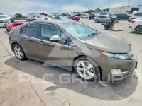 2015 Chevrolet Volt фото