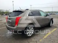 2015 Cadillac SRX фото