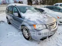 2015 Chrysler TOWN & COUNTRY photo