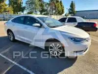 2015 Chrysler 200 фото