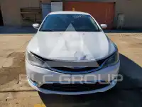 2015 Chrysler 200 фото