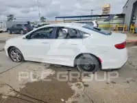 2015 Chrysler 200 фото