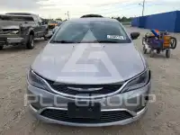 2015 Chrysler 200 фото