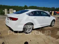 2015 Chrysler 200 фото