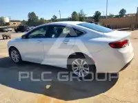 2015 Chrysler 200 фото