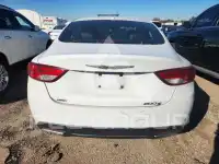 2015 Chrysler 200 фото
