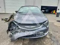 2015 Chrysler 200 фото
