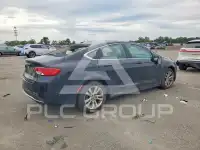 2015 Chrysler 200 фото