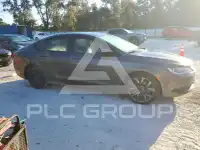 2015 Chrysler 200 фото