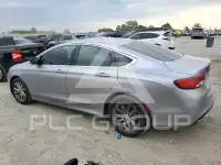 2015 Chrysler 200 фото