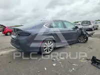 2015 Chrysler 200 фото