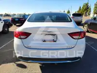 2015 Chrysler 200 фото