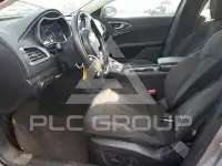 2015 Chrysler 200 photo