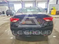 2015 Chrysler 200 photo