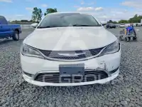 2015 Chrysler 200 фото