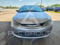 2015 Chrysler 200 фото