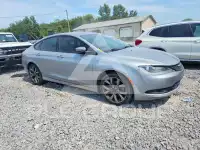 2015 Chrysler 200 фото