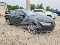 2015 Chrysler 200 photo
