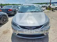 2015 Chrysler 200 photo