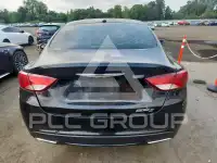 2015 Chrysler 200 фото