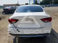 2015 Chrysler 200 фото